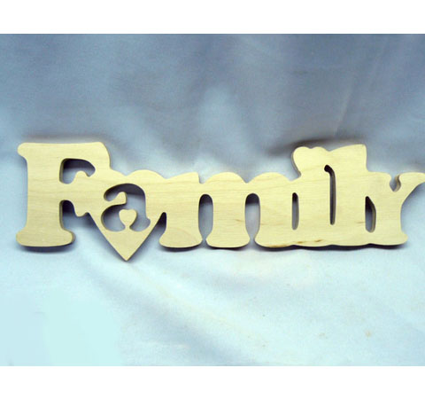 Надпись из дерева «Family», 35х10 см