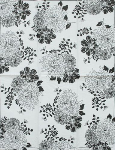 Салфетка Черно-белые цветы-2