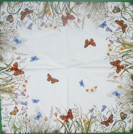 Салфетка Бабочки в траве