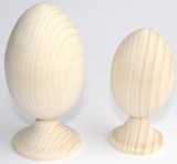 Яйце дерев'яне на підставці (сосна), h-110 мм 
