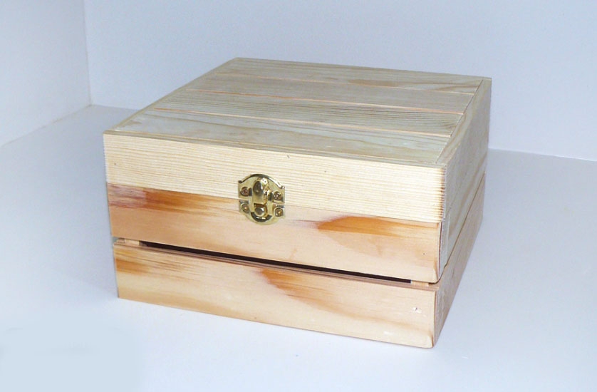 Деревянный ящик малый прямоугольный, №935, 20*20*10,5 см