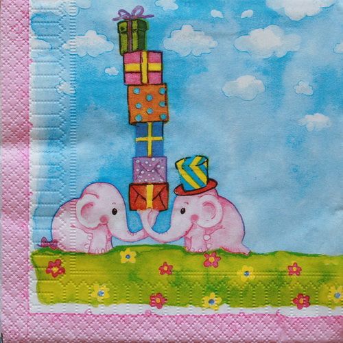 Салфетка Слоники и подарки