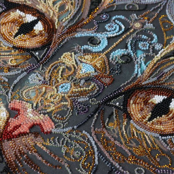 Набор для вышивки бисером на натуральном художественном холсте "Взгляд колдуньи" 30x43 см - фото 2