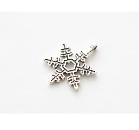 Металлическая подвеска «Снежинка классическая» серебро, 18*21 мм