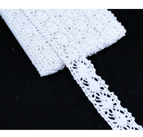 Кружевная лента, Белая 15870-1, ширина - 2,5 см, 1 метр