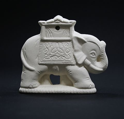 Керамический Индийский слон средний, 7,5х6х2,5 см
