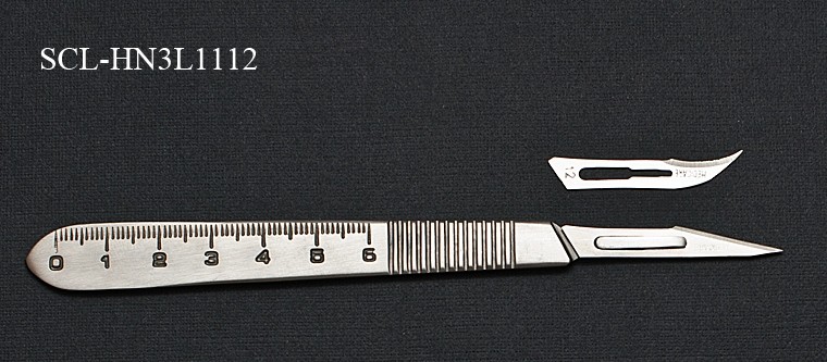Рукоятка з лінійкою для скальпеля сталева №3 (мала) з 2 лезами №11(пряме) та 12 (скрайбер) 