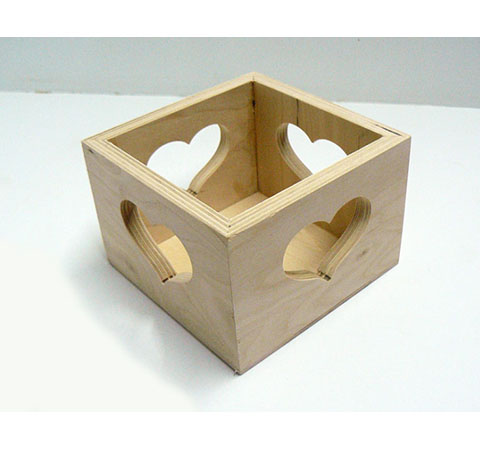 Деревянный мини-ящик квадратный «Сердца», №782, 13,5х13,5 см