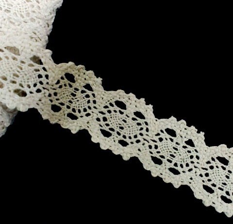 Кружевная лента, Бежевая 16006, ширина - 3,5 см, 1 метр